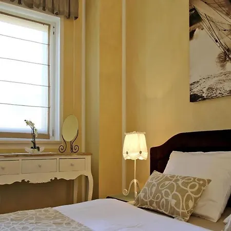 Holiday House Berna 2- With Pool