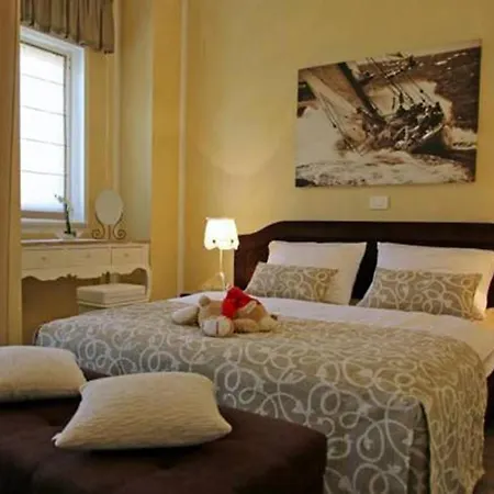 Holiday House Berna 2- With Pool Casa vacanze