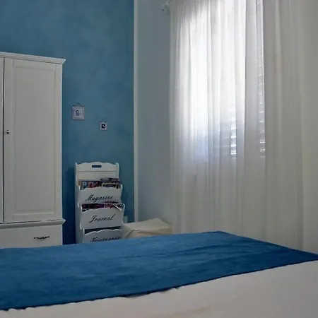Holiday House Berna 2- With Pool Casa vacanze *